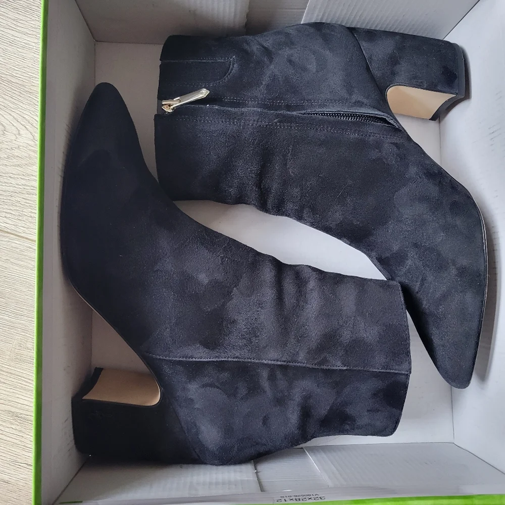 Sam Edelman Hilty, Black Suede Booties, Size 9.5 - Picture 10 of 16